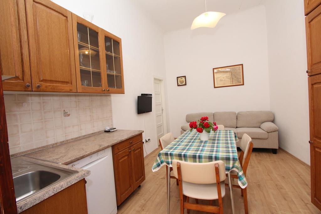 Apartment Riki Rovinj Bagian luar foto